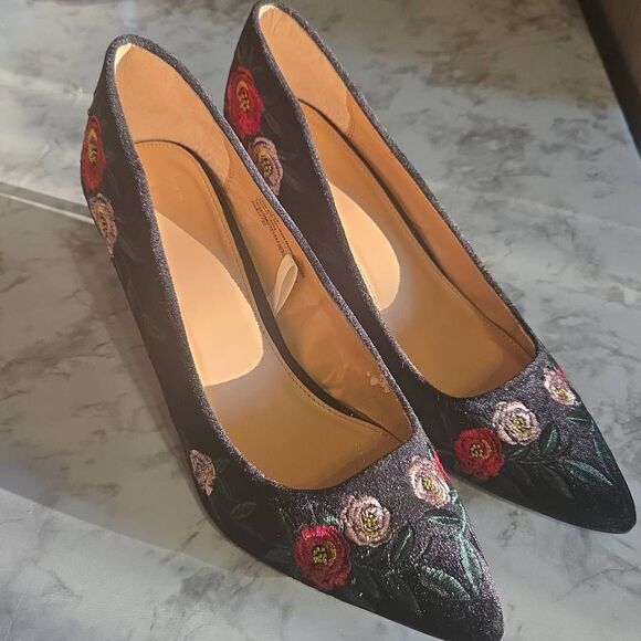 Floral Black High Heels by A New Day - Picture 2 of 8